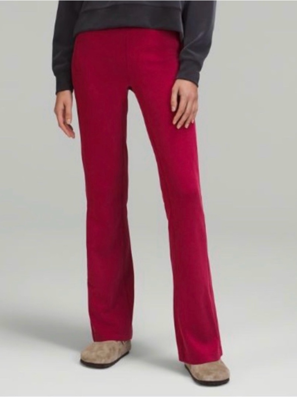 Lululemon 6 Brushed Softstreme Ribbed zipped Flare Pants pomegranate great cond